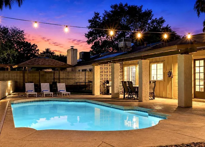 Sunnyside - Pool - Putting - Mountain Views
