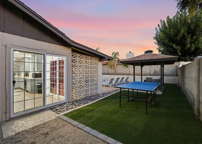 Sunnyside - Pool - Putting - Mountain Views